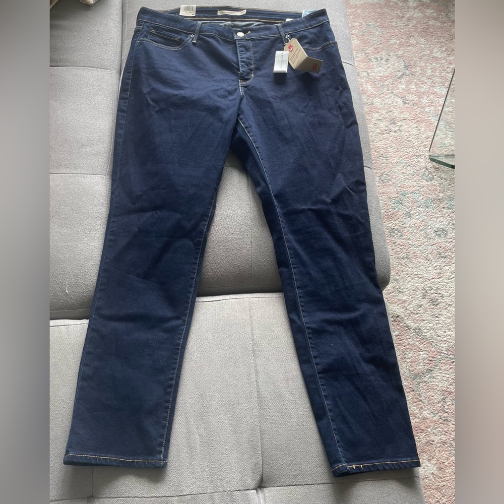 NWT Levi’s 311 dark denim shaping skinny jeans size 20